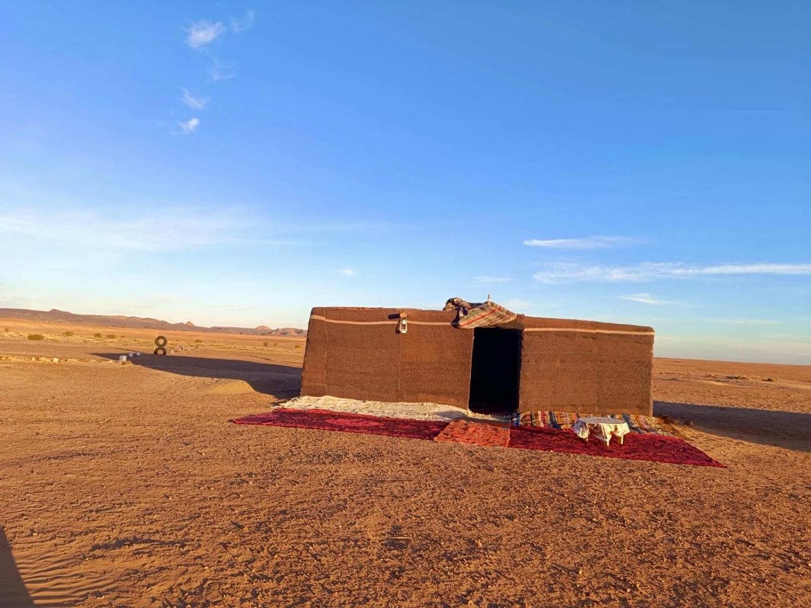 Отель Mhamid Sahara Camp - Mhamid El Ghizlane Мхамид Экстерьер фото
