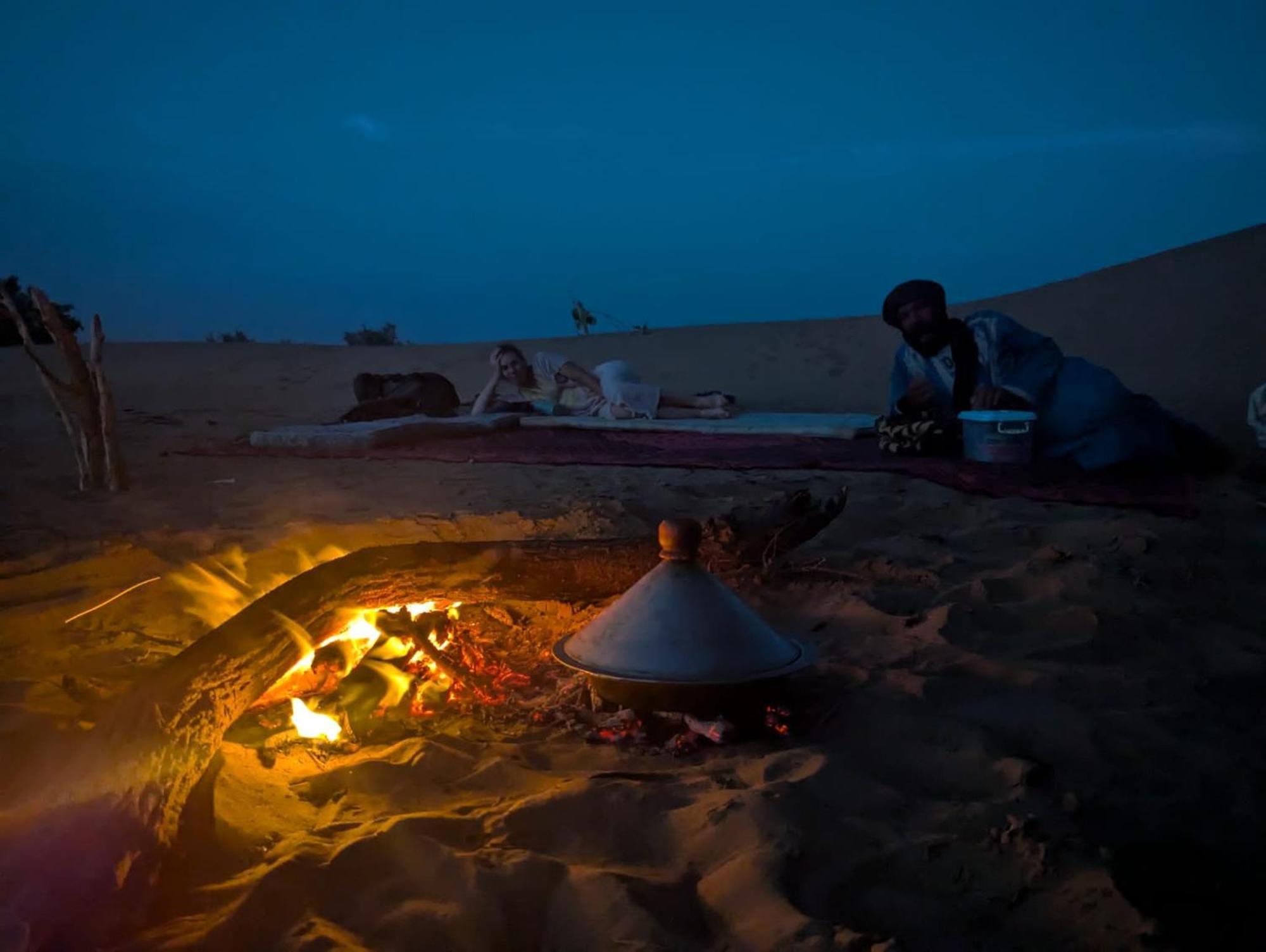 Отель Mhamid Sahara Camp - Mhamid El Ghizlane Мхамид Экстерьер фото